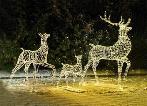 Светодиодные фигуры животных в Нижнем Тагиле